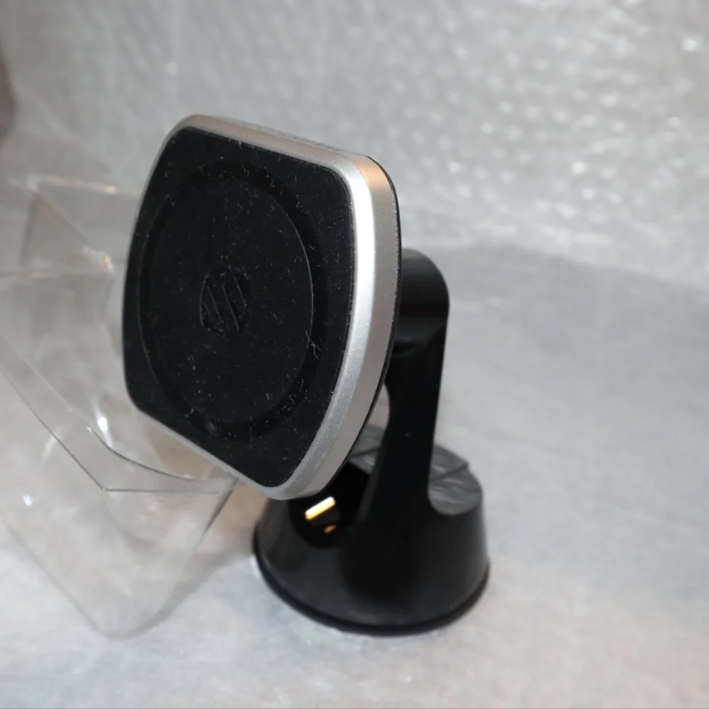 New Scosche Magic Mount Phone‎ Car Mount for Window, Dash or Any Flat Surface